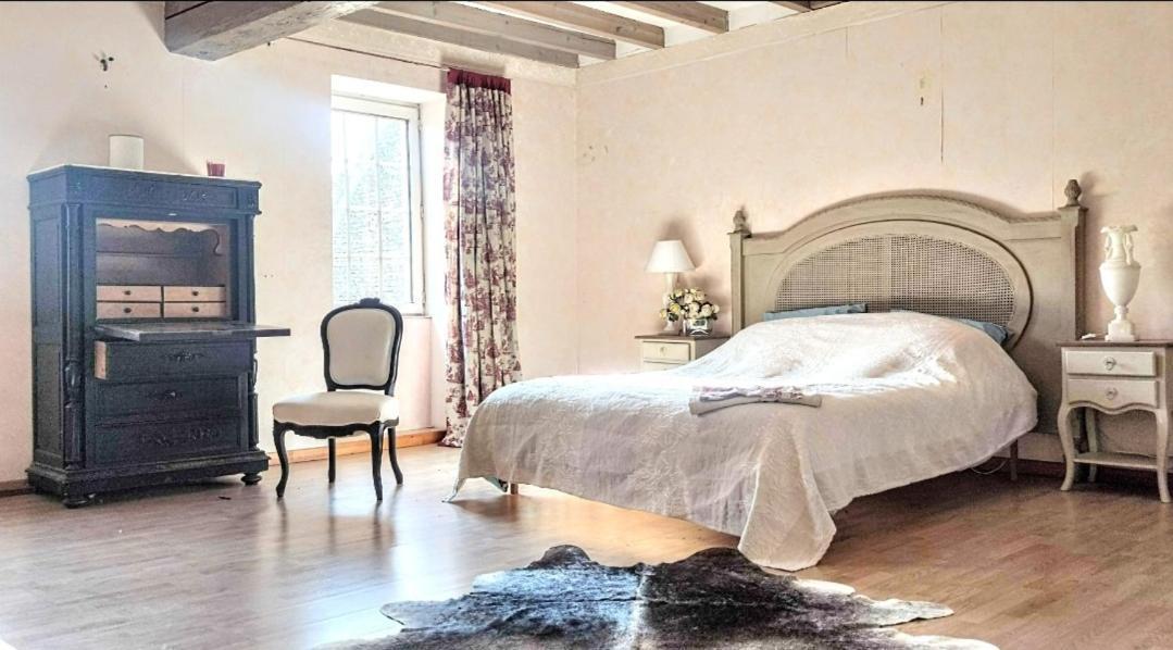 La Maison Bleue Varzy Dış mekan fotoğraf